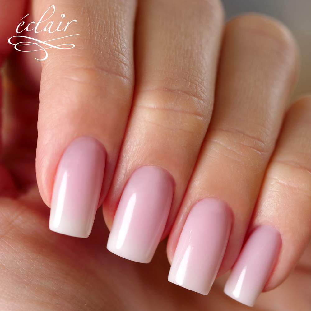 baza hybrydowa Smart Base Milky Pinky na paznokciach